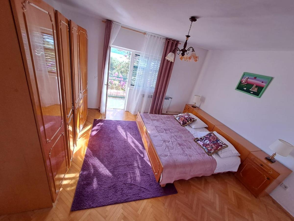 Apartment Artemisia 1 Trogir Eksteriør billede